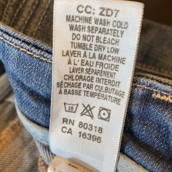 Lucky Brand Charlie Flare Wide Leg Jeans - Picture 8 of 8